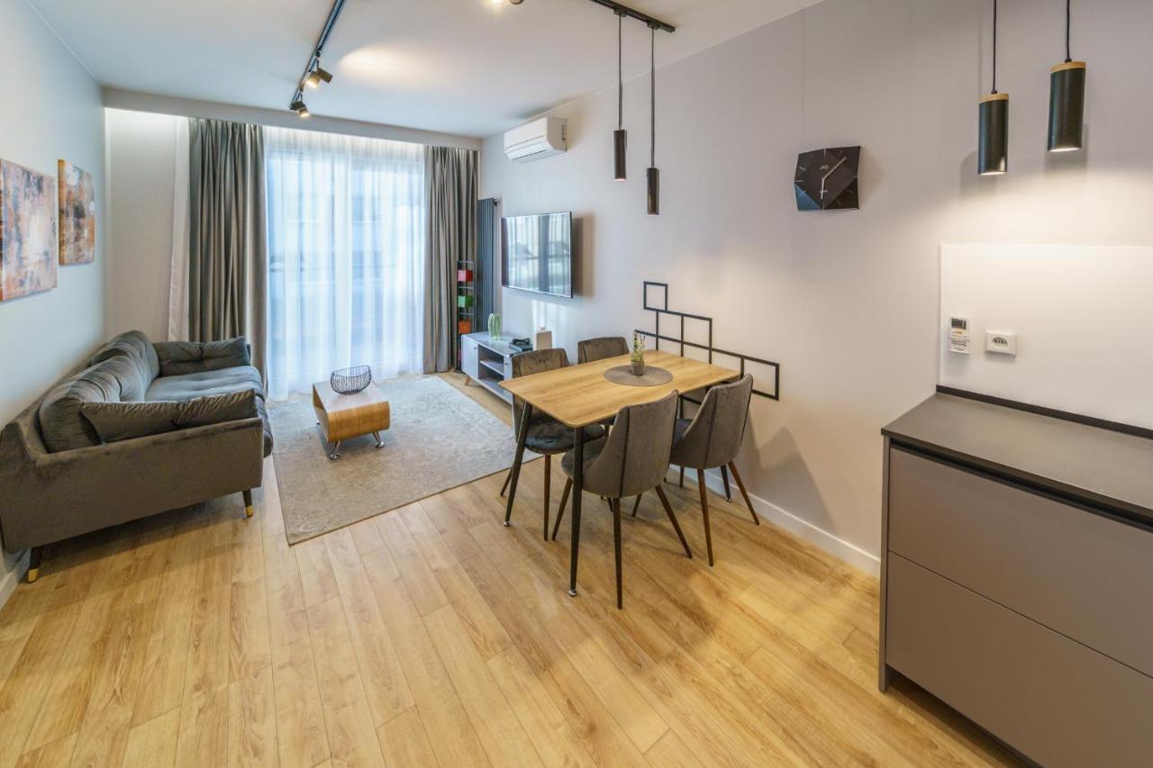 Bright And Charming- Golden Apartments- City Center&S18 Warschau Exterior foto