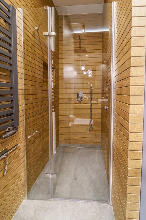 Bright And Charming- Golden Apartments- City Center&S18 Warschau Exterior foto